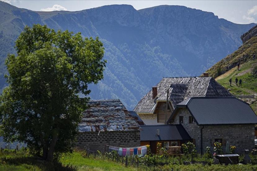 Bosna Hersek'te stresten uzak bir dağ köyü: Lukomir