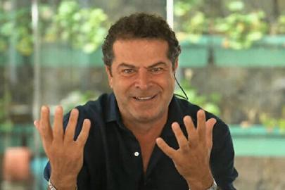 Gzeteci Cüneyt Özdemir Kimdir ?