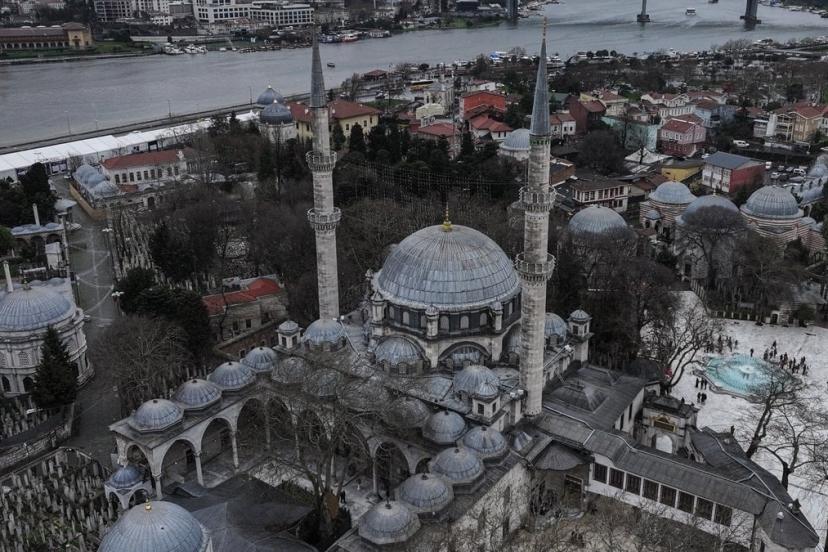 Osmanlı padişahlarının kılıç kuşandığı cami: Eyüp Sultan