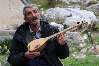 'Yaşayan İnsan Hazinesi' Osman Kırca: Cura bir kültür taşıyıcısı