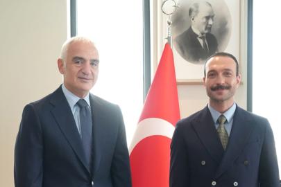 Bakan Ersoy ile Görkem Sevindik bir arada. Tehditlere karşı ortak duruş