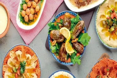 Mangal sofralarının sessiz kahramanları mezeler