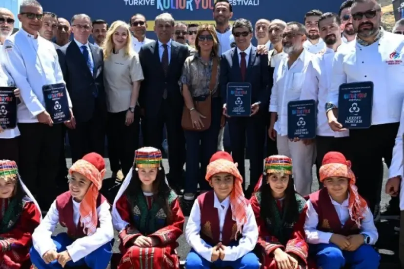 Van'da sanat ve lezzet şöleni başladı: 9 gün sürecek