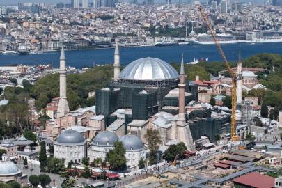 Bakan Ersoy: Fatih'in emanetini tarihinin en kapsamlı restorasyonuna aldık