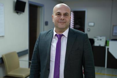 Op. Dr. Ahmet Özyazgan Kimdir?