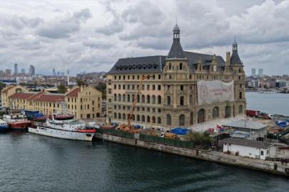 Haydarpaşa'da ilk etabın 2027'de tamamlanması hedefleniyor