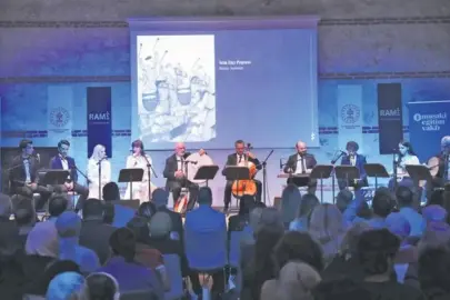 Musikiyle iki asırlık yolculuk